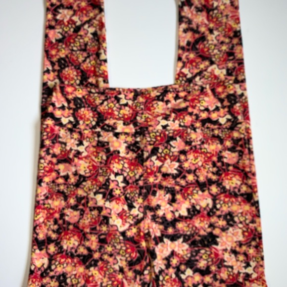 LuLaRoe One Size Leggings - Picture 2 of 7